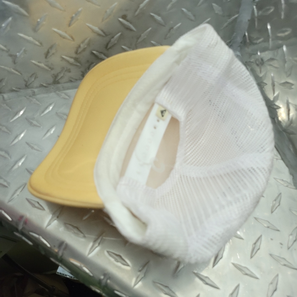2FOR$40 Roxy Bali Trucker Hat - Picture 3 of 5
